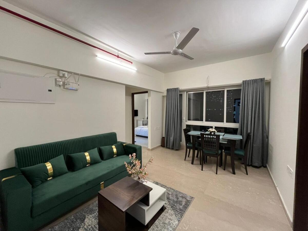 2Bhk Plus Living Room Near Nesco Malad East West Mumbai Eksteriør bilde